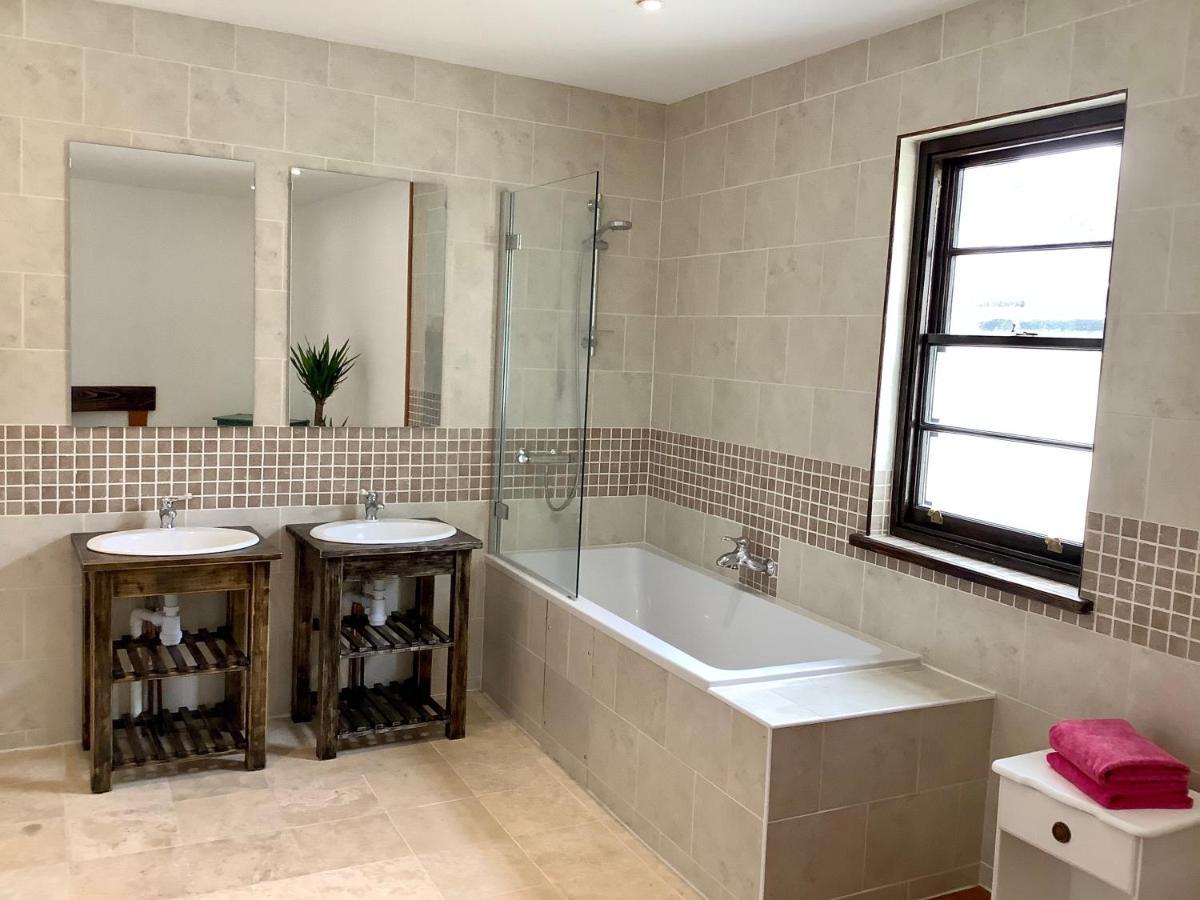 Scarborough House - Adults Only Holiday Home トーキー エクステリア 写真