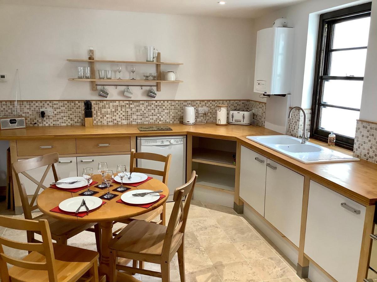 Scarborough House - Adults Only Holiday Home トーキー エクステリア 写真
