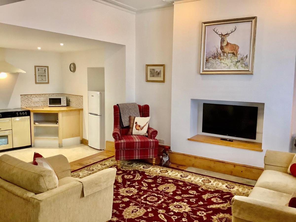 Scarborough House - Adults Only Holiday Home トーキー エクステリア 写真